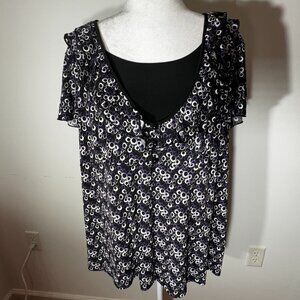 NWT Essentials Pullover Top - 26/28W
